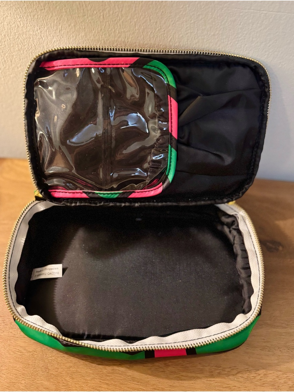 Sonia Kashuk Art Deco Cosmetic Case - Green and Pink - Picture 3 of 6